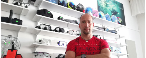 Rozhovor s instruktorem potápění